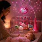 Móbile de berço rosa com projeção de estrelas a acalmar bebé a dormir