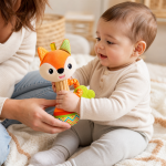 Bebé segura chocalho raposa de peluche macio com som suave